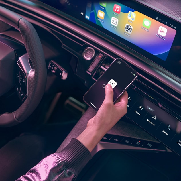 New PEUGEOT 3008 | All-Electric or Hybride | Fastback SUV with a ...